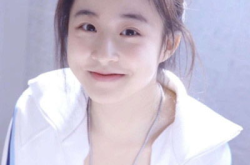 10张同一个女生头像,同一女生头像的多样演绎”